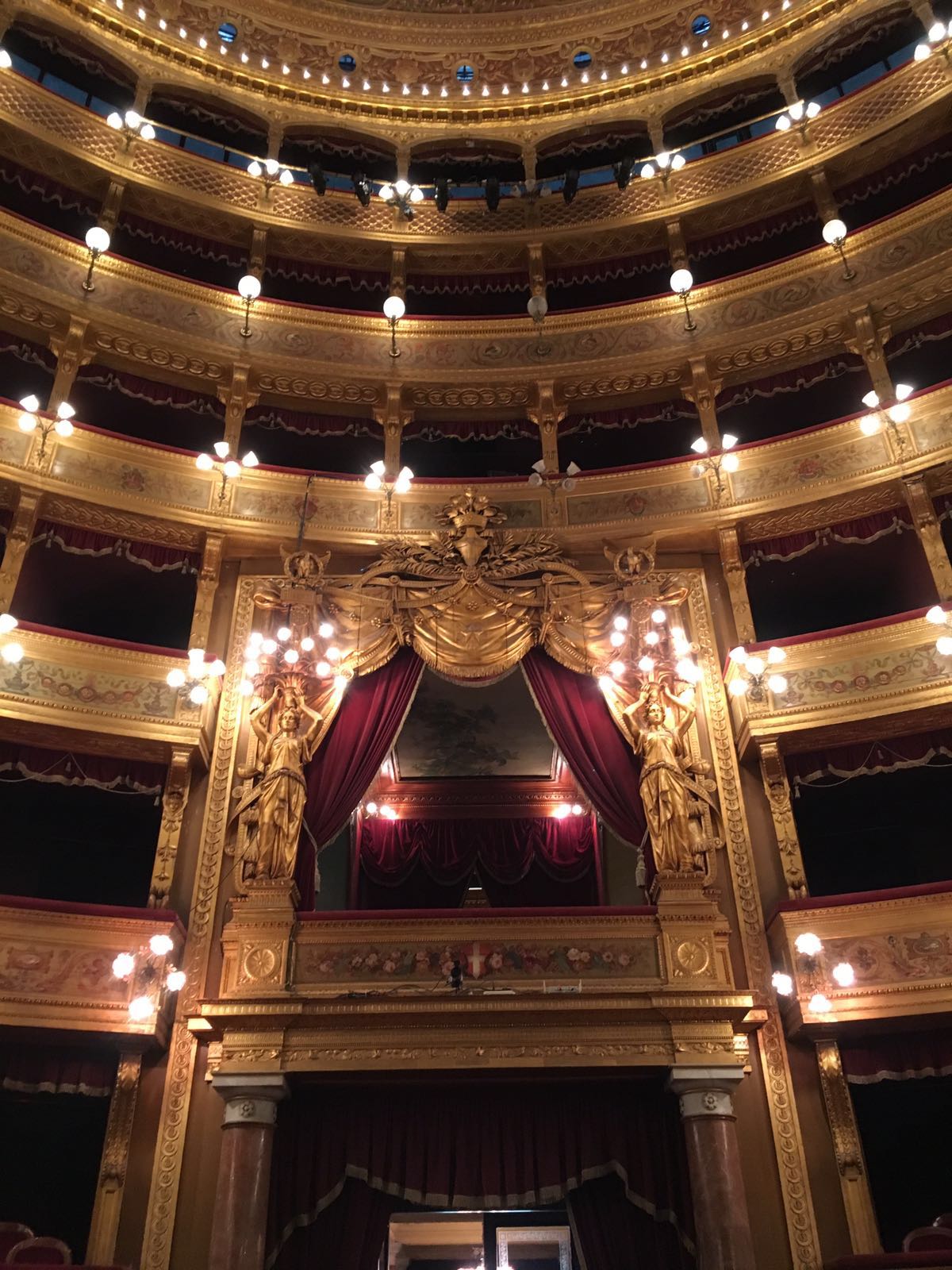 Il palco reale all'interno del Teatro Massimo di Palermo